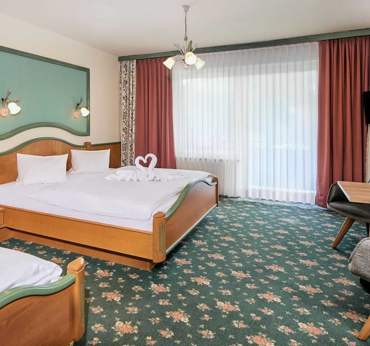 فيلزموس Hotel Bergglueck المظهر الخارجي الصورة