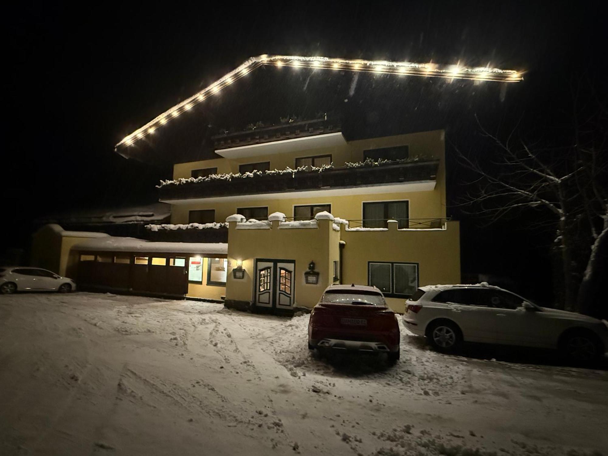 فيلزموس Hotel Bergglueck المظهر الخارجي الصورة